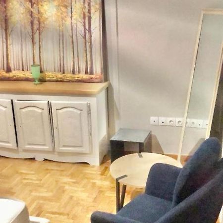 Economy Shared Apartment E In Central Atena Exterior foto