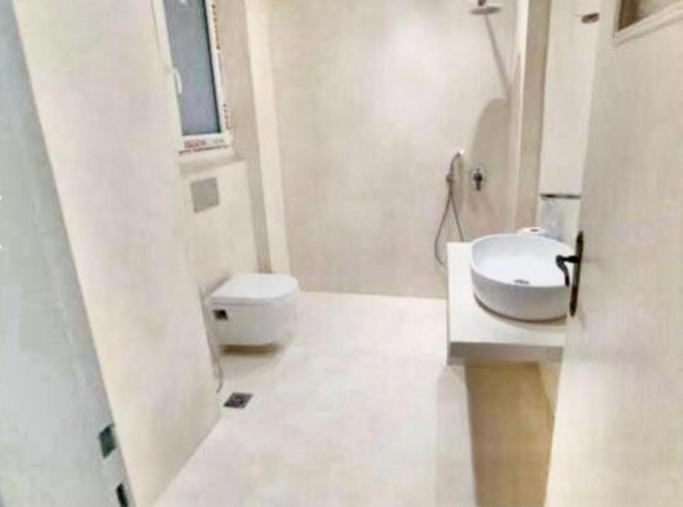 Economy Shared Apartment E In Central Atena Exterior foto