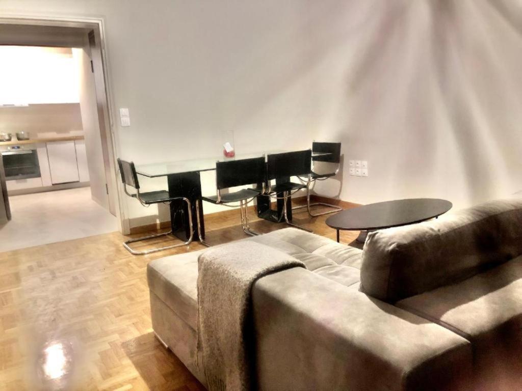 Economy Shared Apartment E In Central Atena Exterior foto